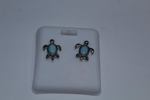 Small Turtle Earring 