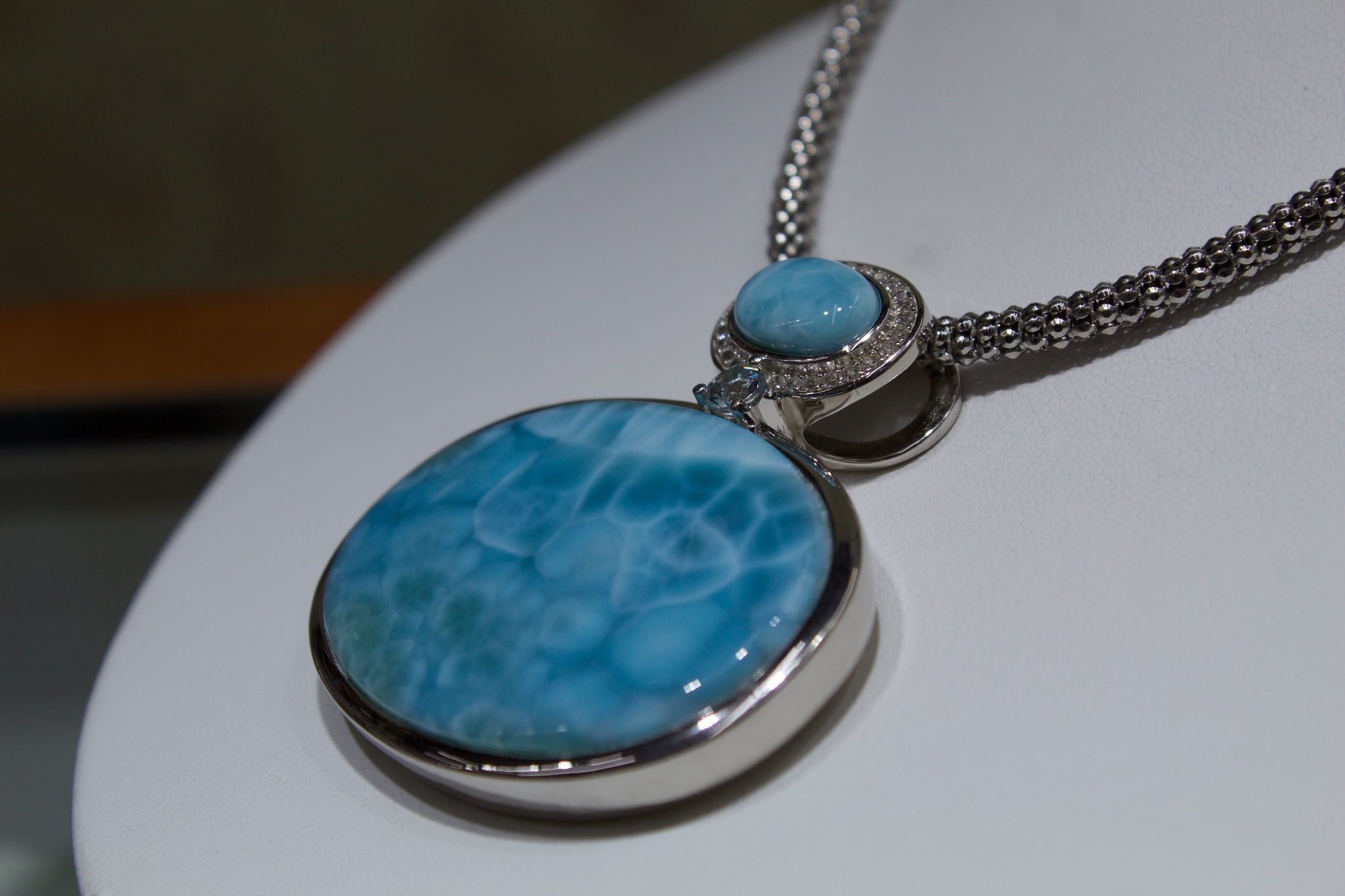 Grand Oval Blue Larimar Stone Necklace